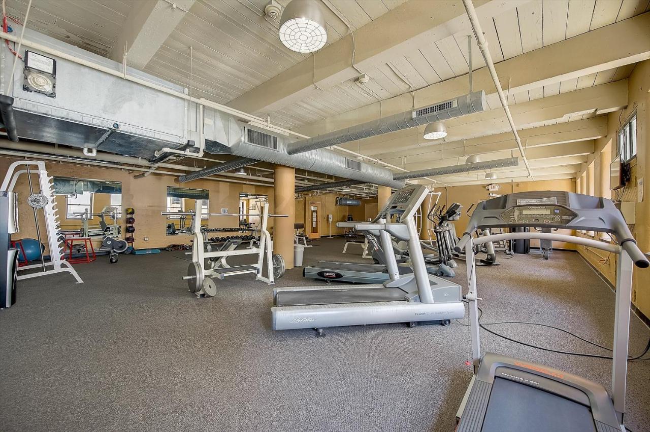 Frontdesk I Sycamore Place Apts Downtown Cincinnati Ngoại thất bức ảnh